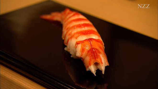 Cùng đầu bếp số 1 về shushi Nhật Bản mách bạn bí quyết cho sushi hoàn hảo và cách ăn đúng cách